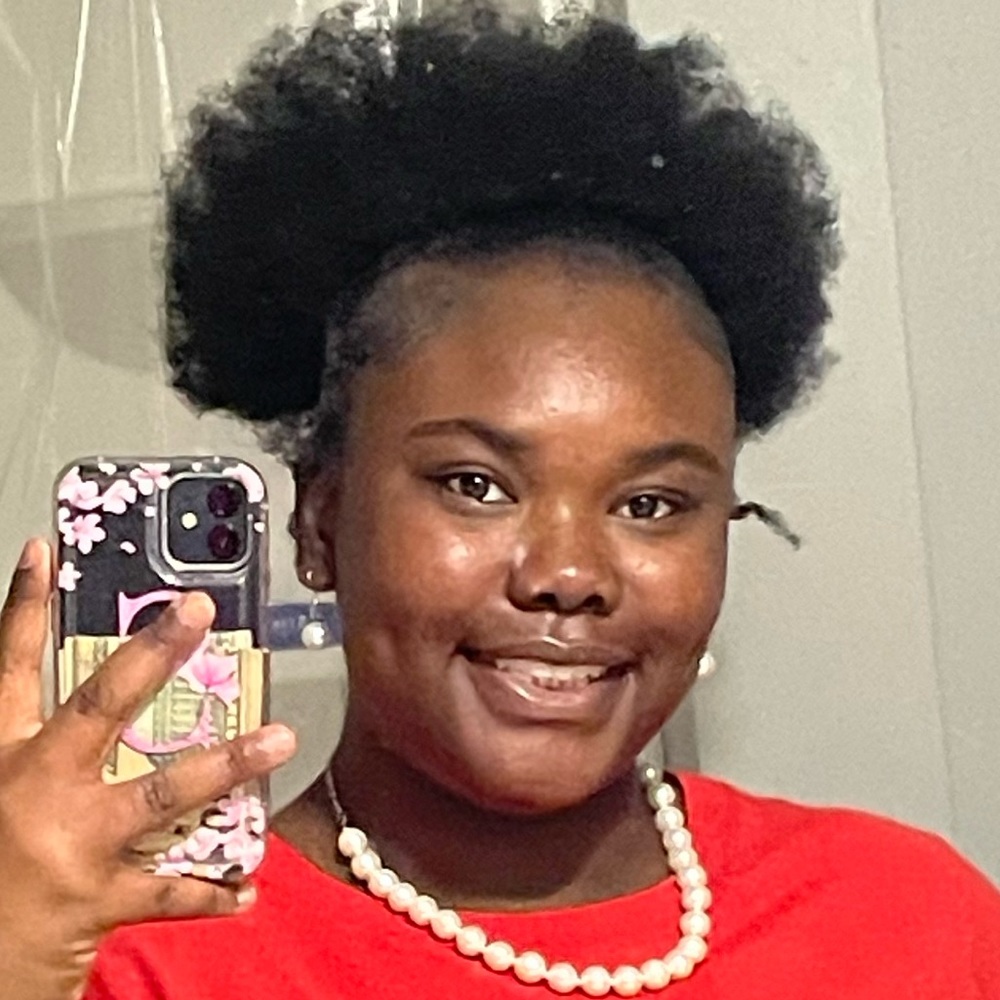 Meet your Posher, Shaniya